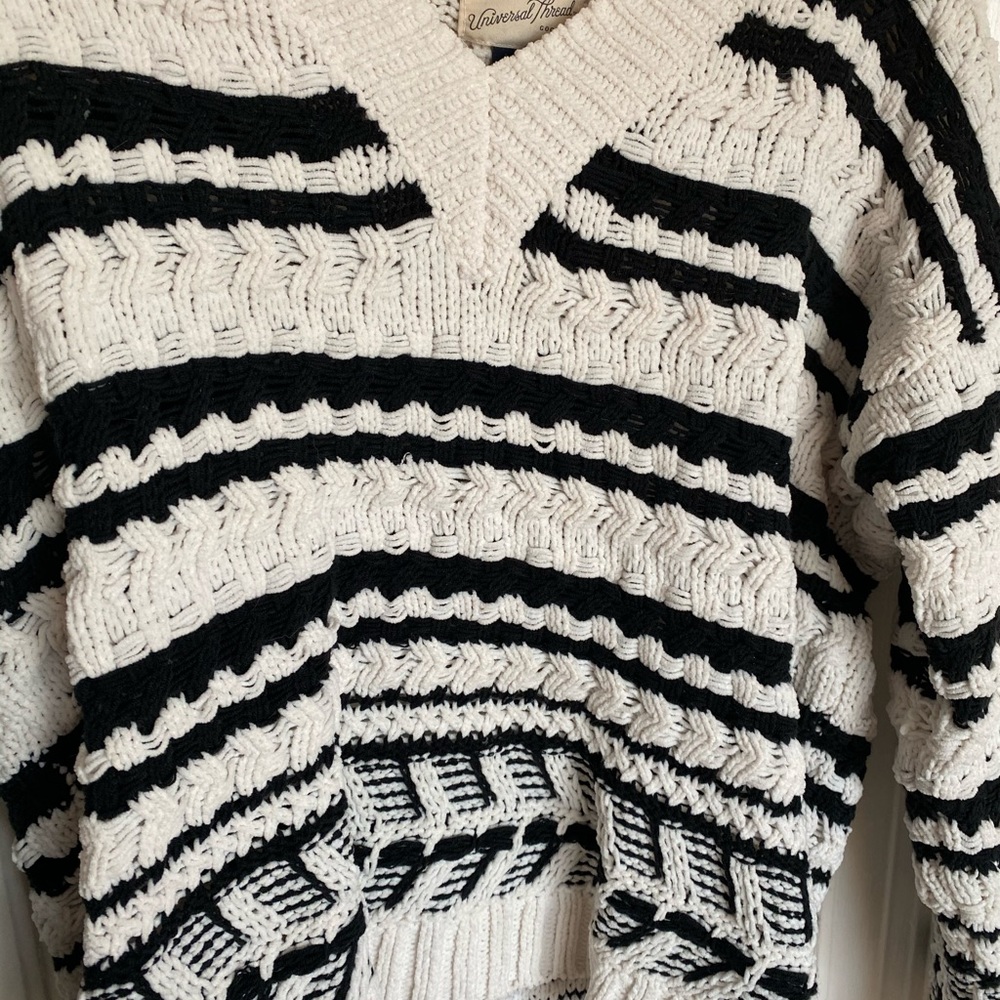 V-Neck Sweater - Picture 3 of 3